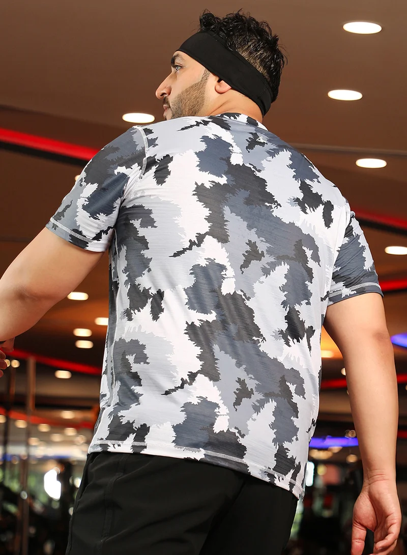Instafab Plus  Men's Moon Grey Camouflage Activewear T-Shirt For Casual Wear | Crew Neck | Short Sleeve | Anti-Odor | Dri-Fit | Jersey T-Shirt Crafted With Comfort Fit & High-Performance for Men | Best Price UAE